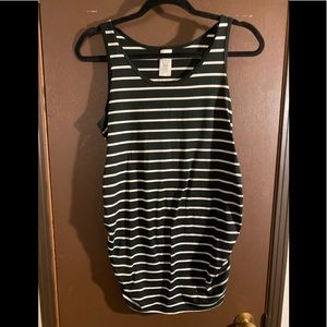 Black and white maternity tank